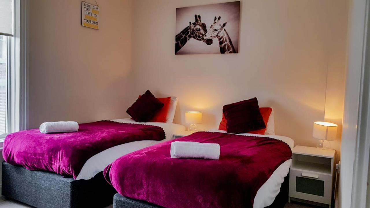 Bellaliving 2 Bedroom Apartment - Luton 루턴 외부 사진
