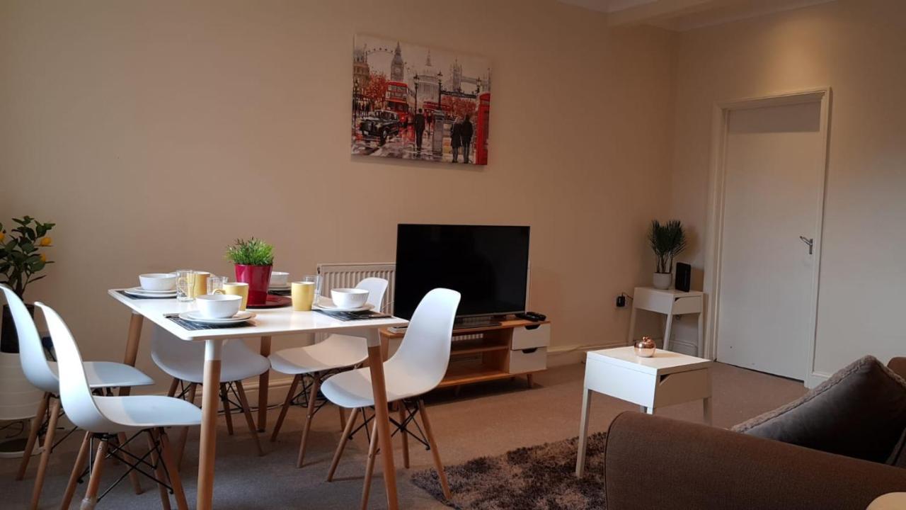 Bellaliving 2 Bedroom Apartment - Luton 루턴 외부 사진